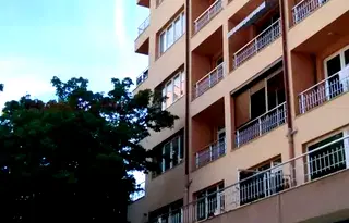Магазин в София, Център
