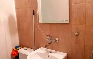 Магазин в София, Фондови жилища