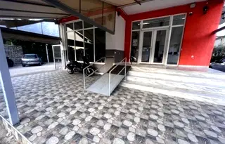 Магазин в Кавала