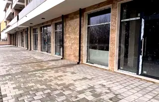 Магазин в Бургас, Славейков