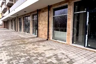 Магазин в Бургас, Славейков