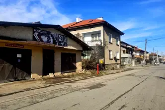 Магазин в София, Ботев