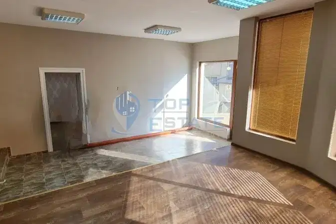 Shop in Oblast Veliko Tyrnovo, Gorna Oryahovica