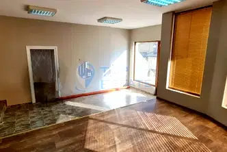 Магазин във Велико Търново, Горна Оряховица