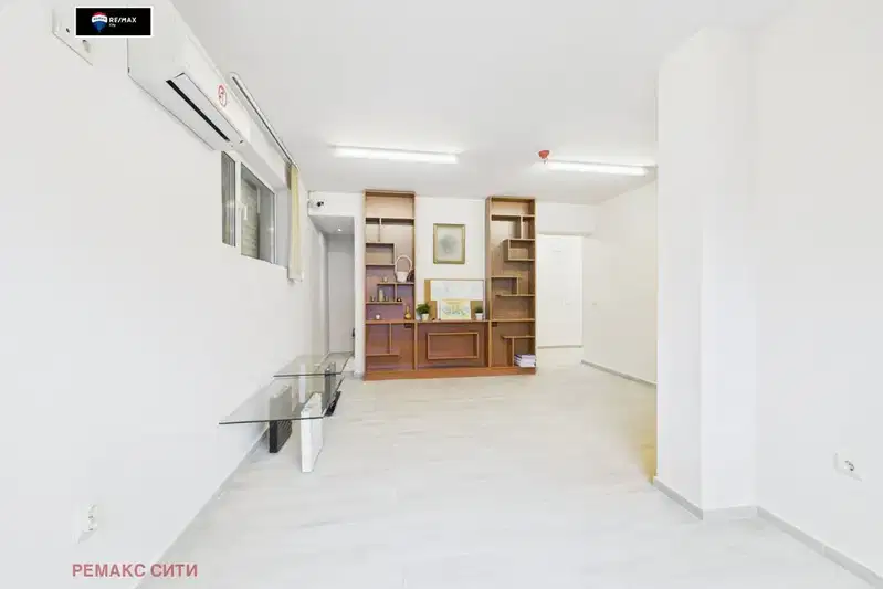 5-bedroom apartment in Sofiya, Lozenec