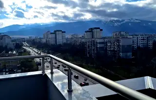 Просторен мезонет с гледка към Витоша в Младост 3