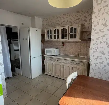 Photo 3 — 5-bedroom apartment in Ruse, Yalta