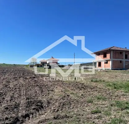 Photo 2 — Agricultural Land in област София, Hrabyrsko