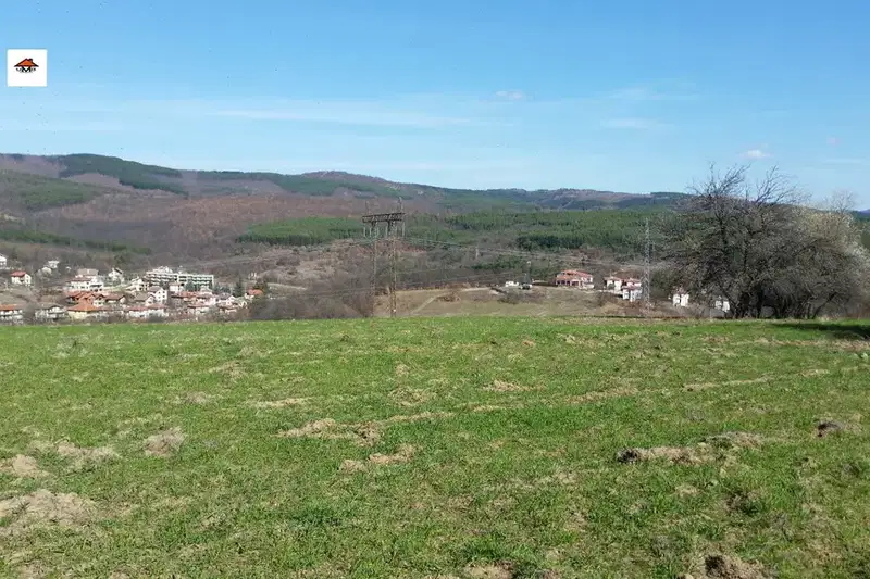 Agricultural Land in област София, Pchelin