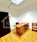 Офис във Варна, Център