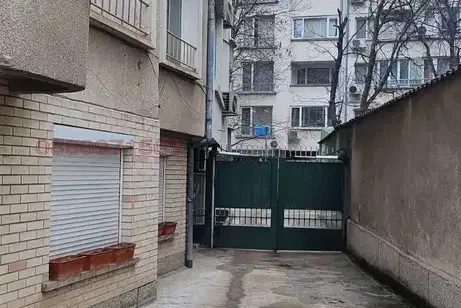Office in Sofiya, Centyr
