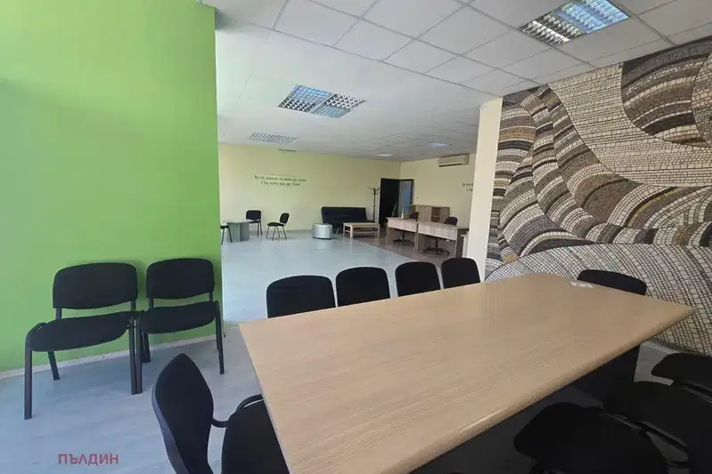 Office in Plovdiv, Centyr
