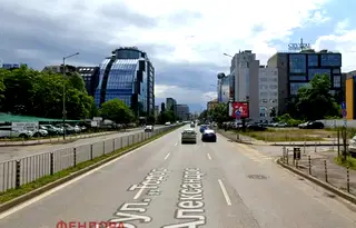 Офис в София, Център