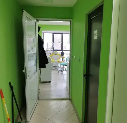 Photo 2 — Office in Pleven, Idealen Centyr