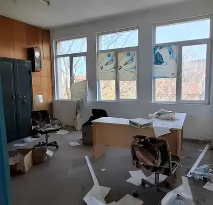 Photo 4 — Office in Oblast Burgas, Karnobat