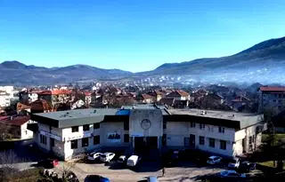 Офис в София, Етрополе