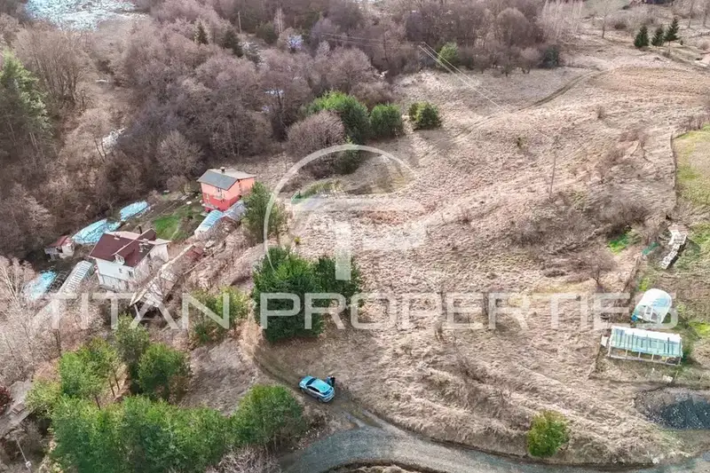 Парцел в с. Железница