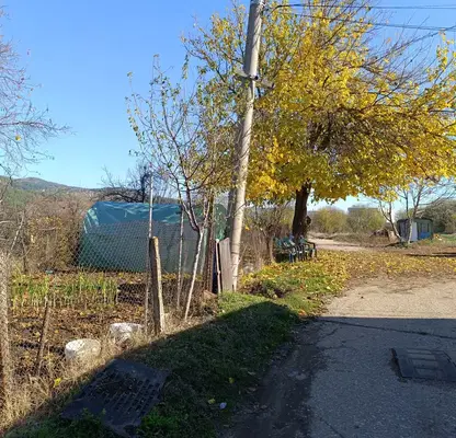 Photo 5 — Plot in Novi Iskyr