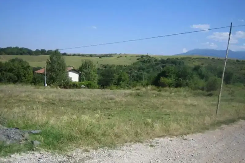 Парцел в Банкя