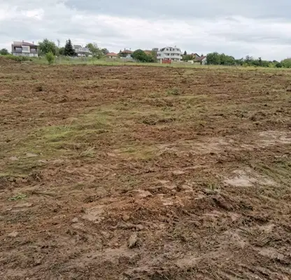 Photo 4 — Plot in Zvezdica