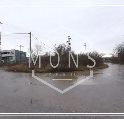 Photo 3 — Plot in Voluyak