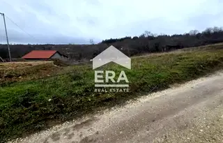 Парцел в с. Звездица