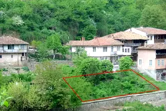 Парцел във Велико Търново, Асенов
