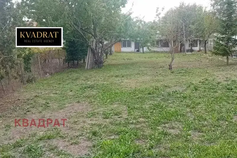 Парцел във Варна, м-т Ален мак