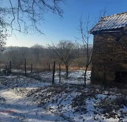 Снимка 3 — Парцел във Варна, м-т Боровец - юг