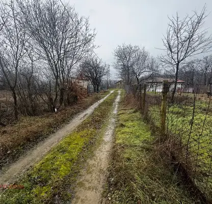 Снимка 2 — Парцел във Варна, м-т Боровец - юг