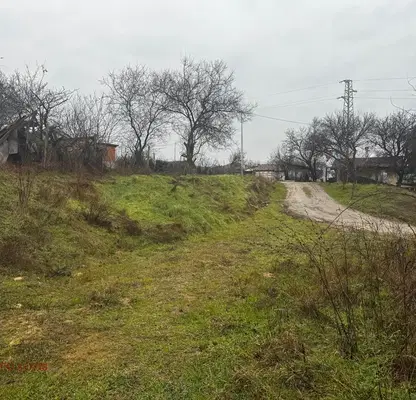 Снимка 2 — Парцел във Варна, м-т Боровец - юг