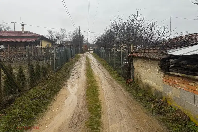 Парцел във Варна, м-т Боровец - юг