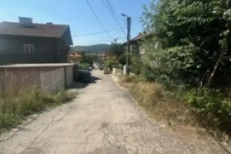Plot in Pernik, Stara Teva