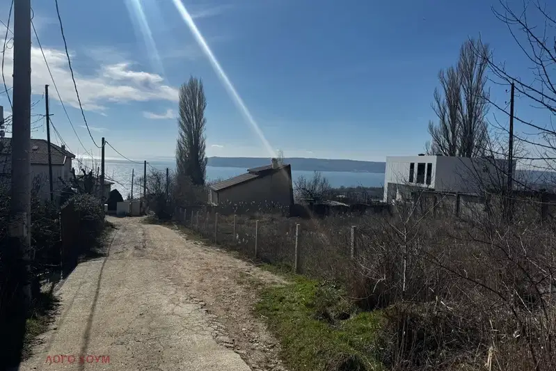 Парцел във Варна, Свети Никола