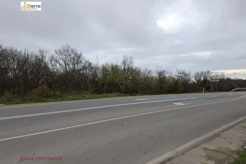 Парцел във Варна, Виница
