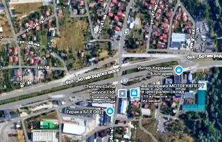 Парцел в София, Враждебна