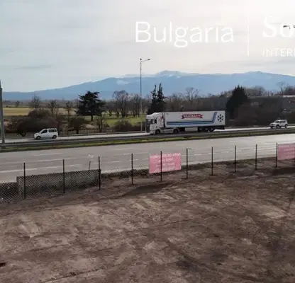 Снимка 4 — Парцел в София, Враждебна