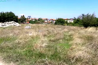 Парцел в Бургас, Обзор