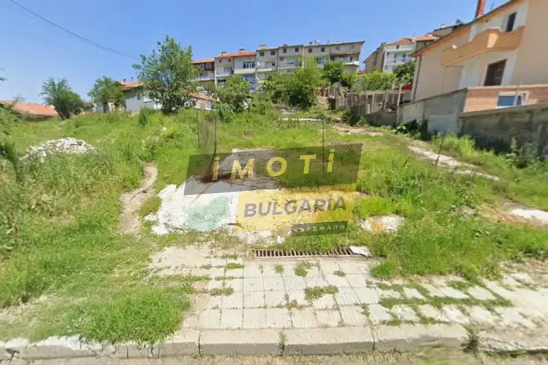 Парцел в Кърджали, Момчил
