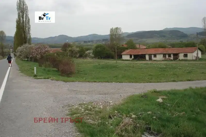 Plot in Oblast Kyustendil, Ranenci