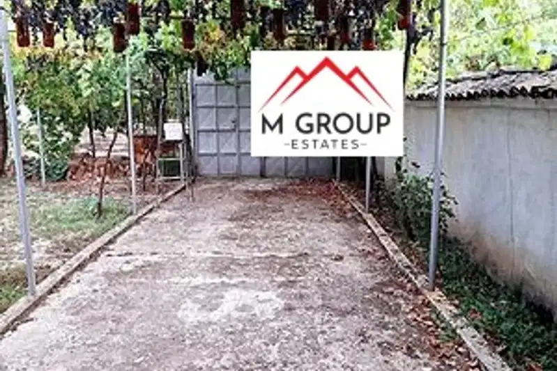 Plot in Plovdiv, Krystevich