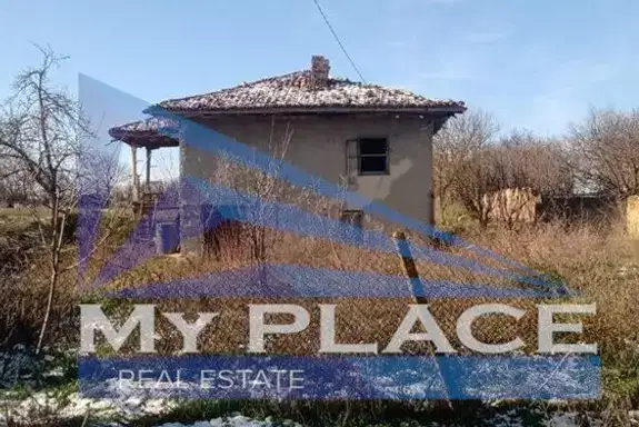 Plot in Oblast Shumen, Zlatna Niva