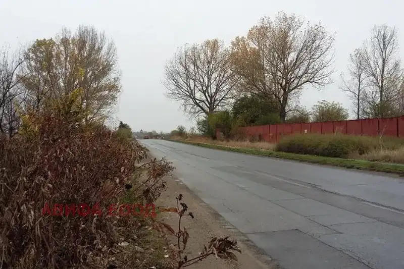 Plot in област София, Elin Pelin
