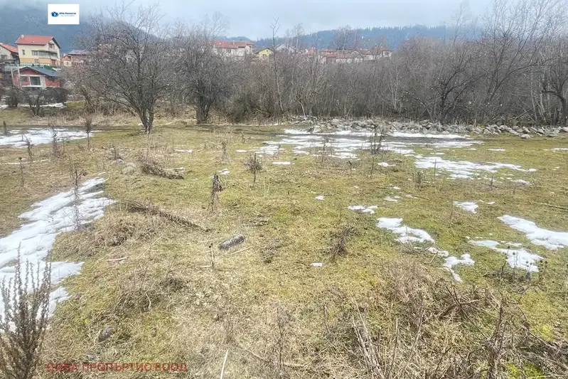 Парцел в София, с. Бели Искър