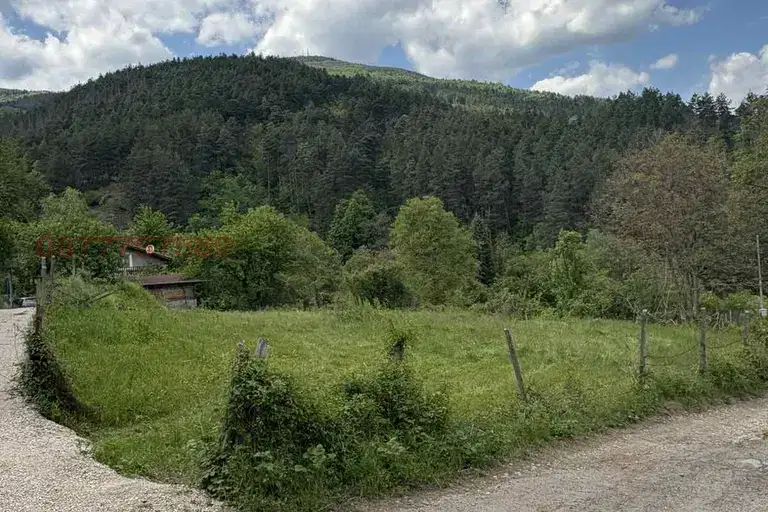 Plot in област София, Rebrovo