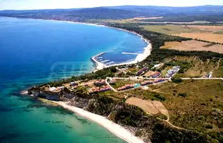 Парцел във Варна, Бяла