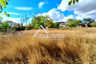 Парцел във Варна, с. Доброглед