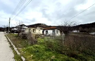 Парцел във Варна, с. Кипра