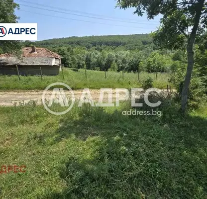 Photo 2 — Plot in Oblast Varna, Yunec