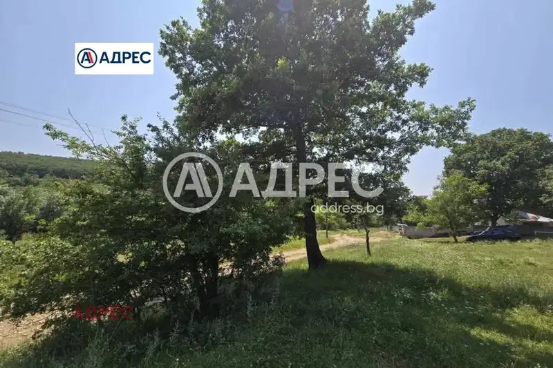 Парцел във Варна, с. Юнец